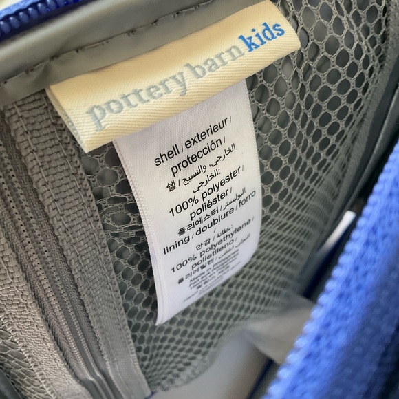 Pottery Barn Kids Shark Print Navy Blue Kids Lunchbox tote Bag - Picture 8 of 12